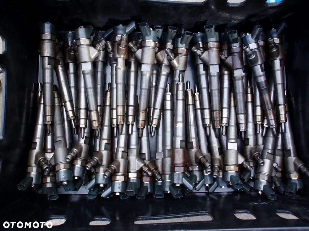 Wtryskiwacz WTRYSK IVECO DUCATO 2.3 0445110418 0445110520 504389548