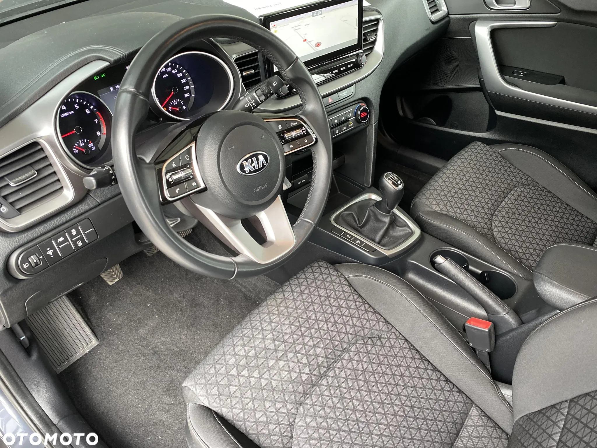 Kia Ceed 1.0 T-GDI M - 10