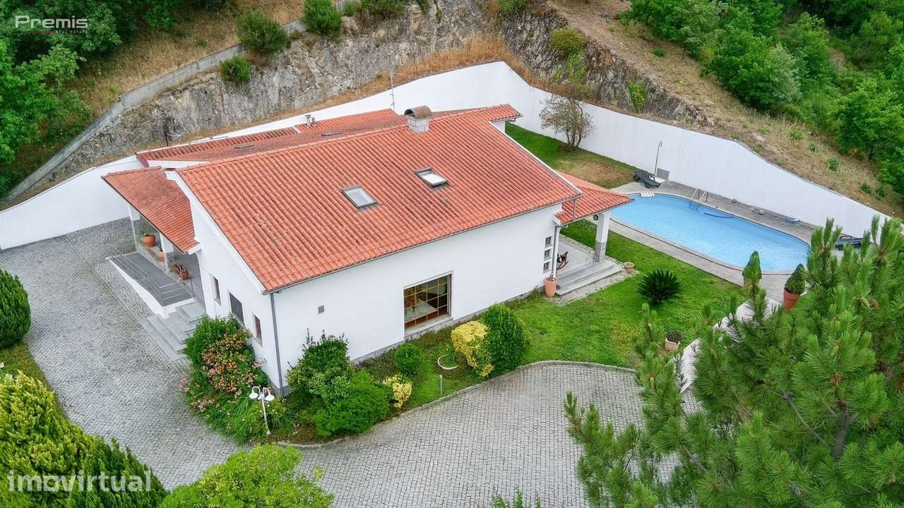 Moradia T4 Venda em Seia, São Romão e Lapa dos Dinheiros,Seia - Grande imagem: 3/39