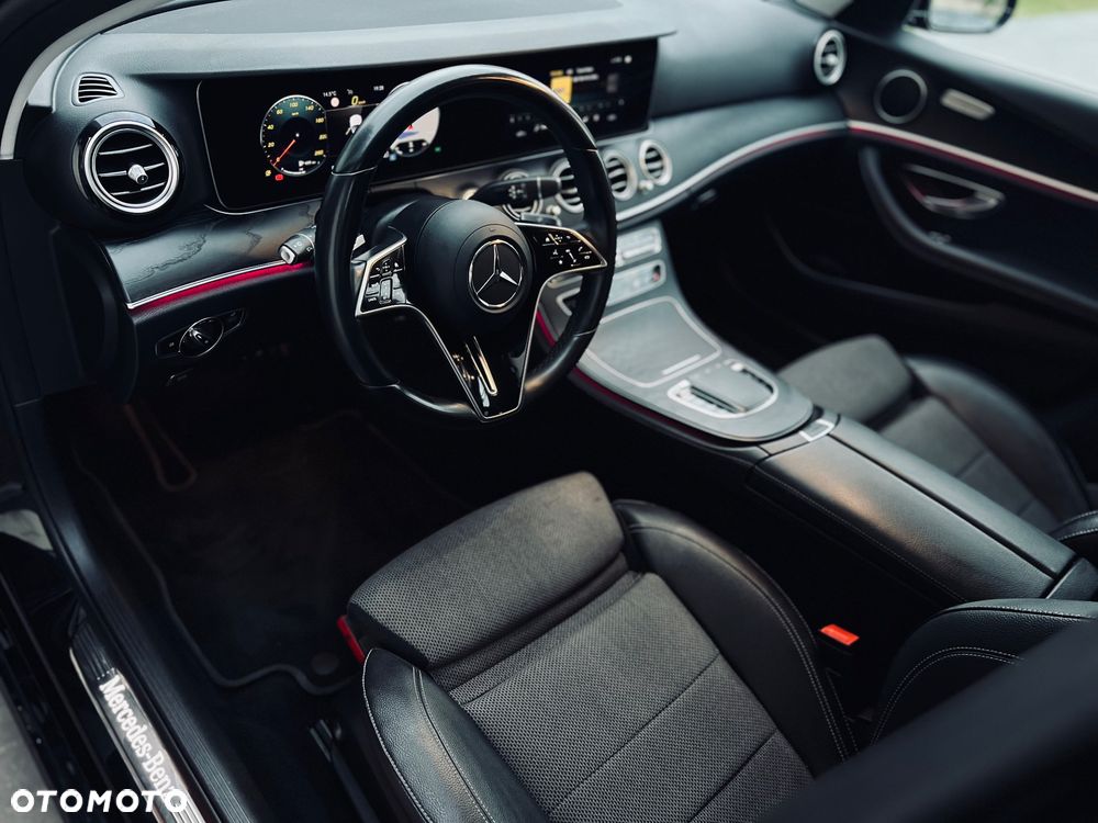 Mercedes-Benz Klasa E - 26