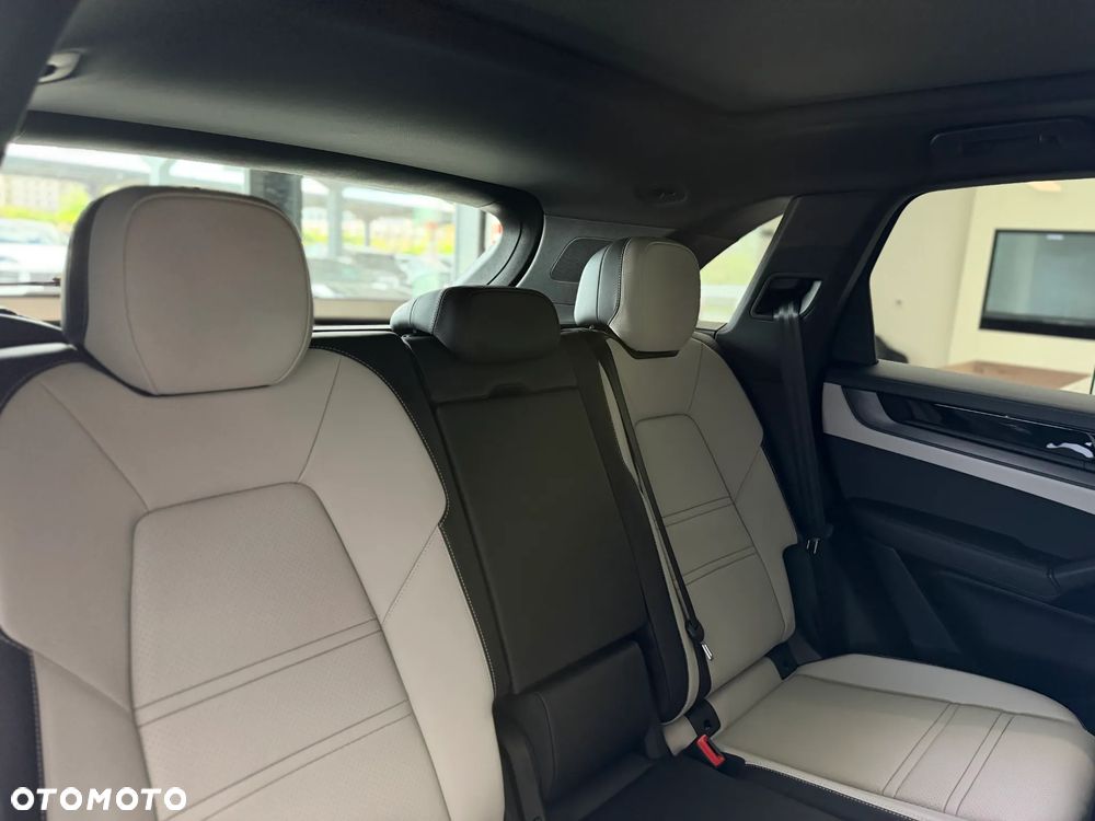 Porsche Cayenne Black Edition - 28