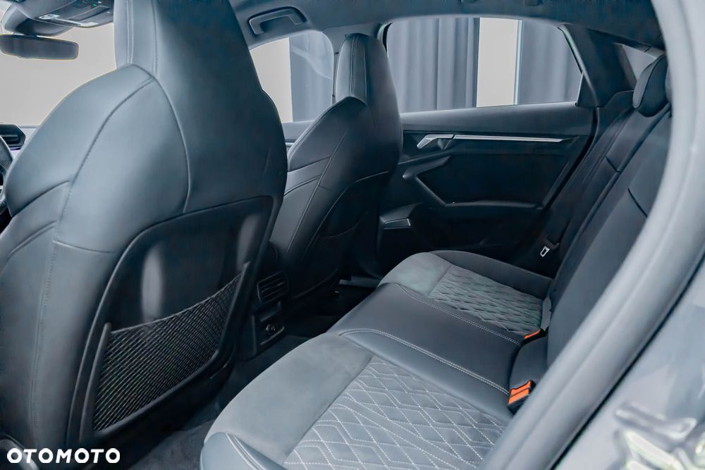 Audi S3 TFSI quattro S tronic - 37