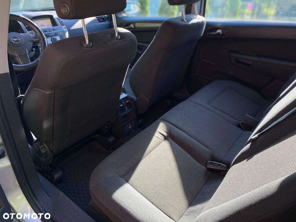 Opel Zafira 1.9 CDTI Navi - 14