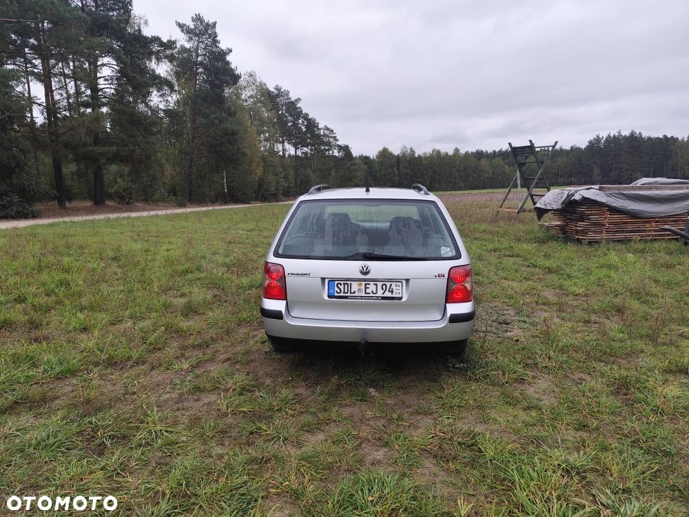 Volkswagen Passat - 5