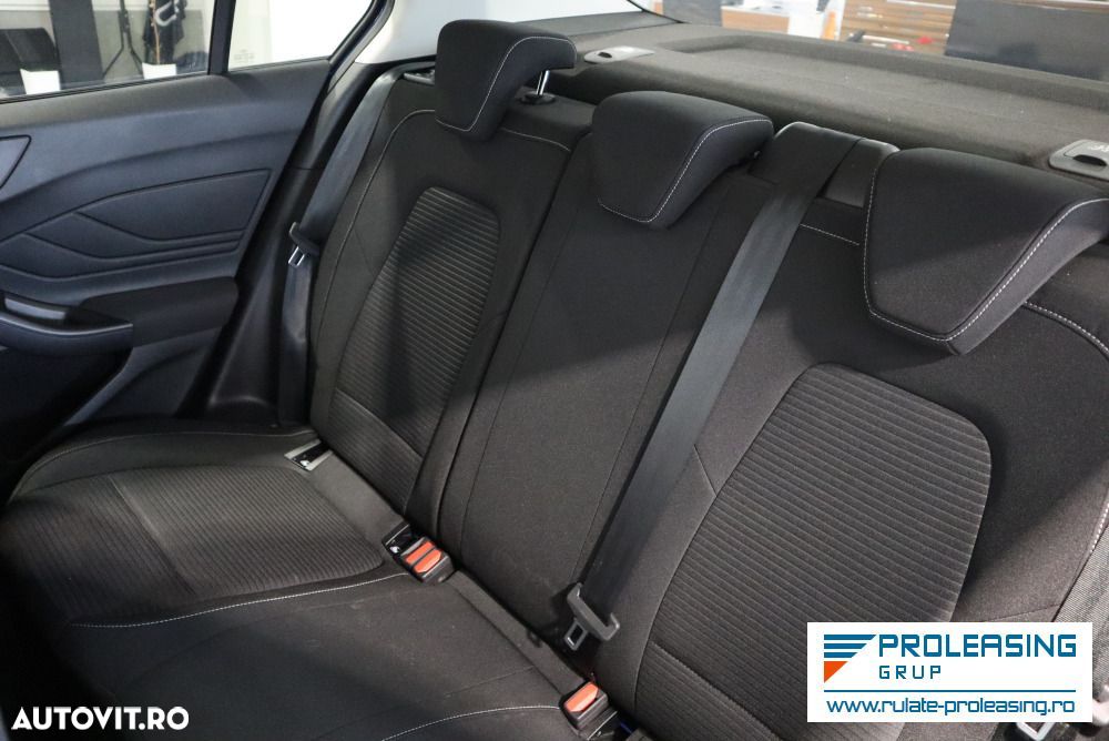 Ford Focus - 14