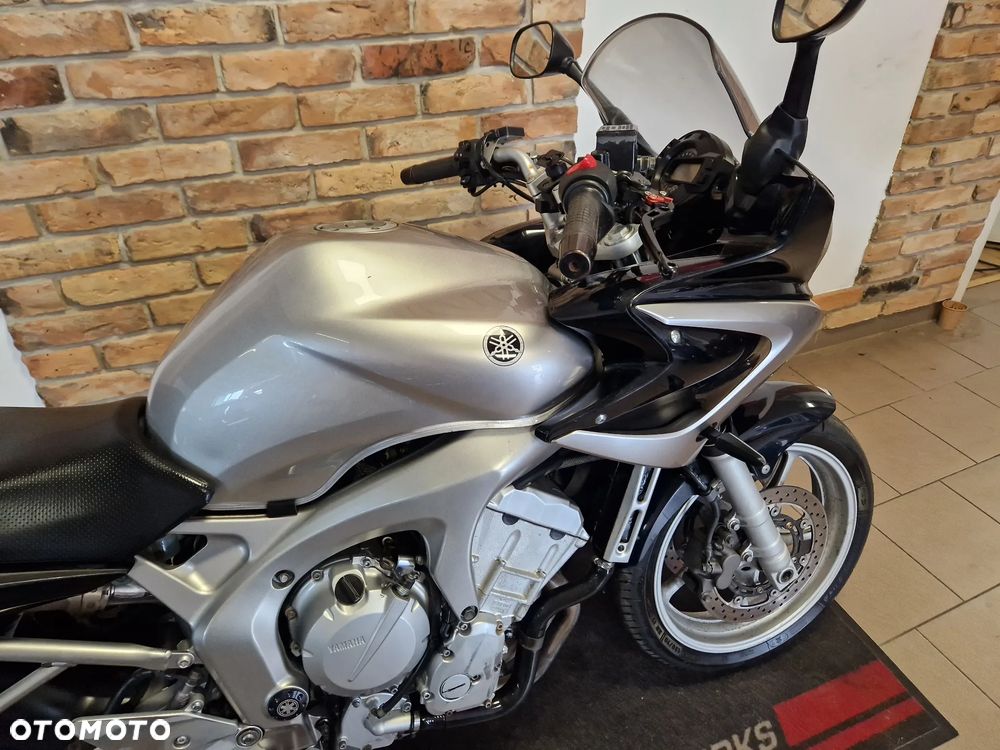 Yamaha FZ6 - 27