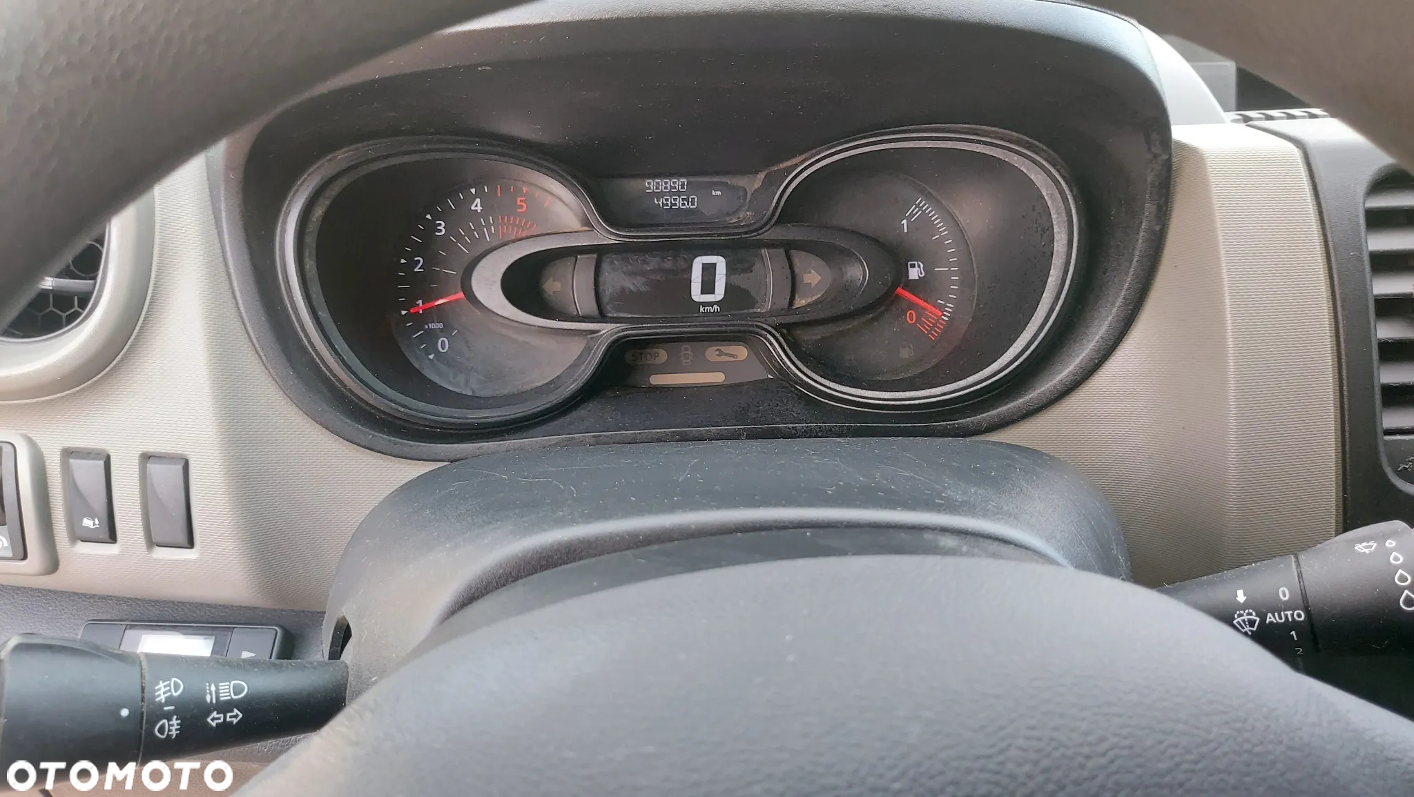 Renault Trafic - 26