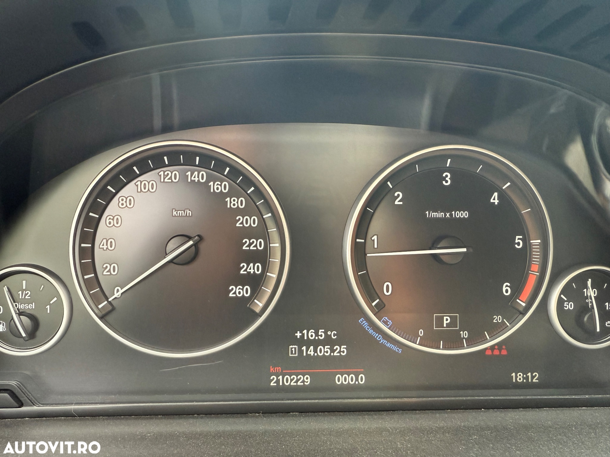 BMW Seria 5 520d xDrive AT - 5
