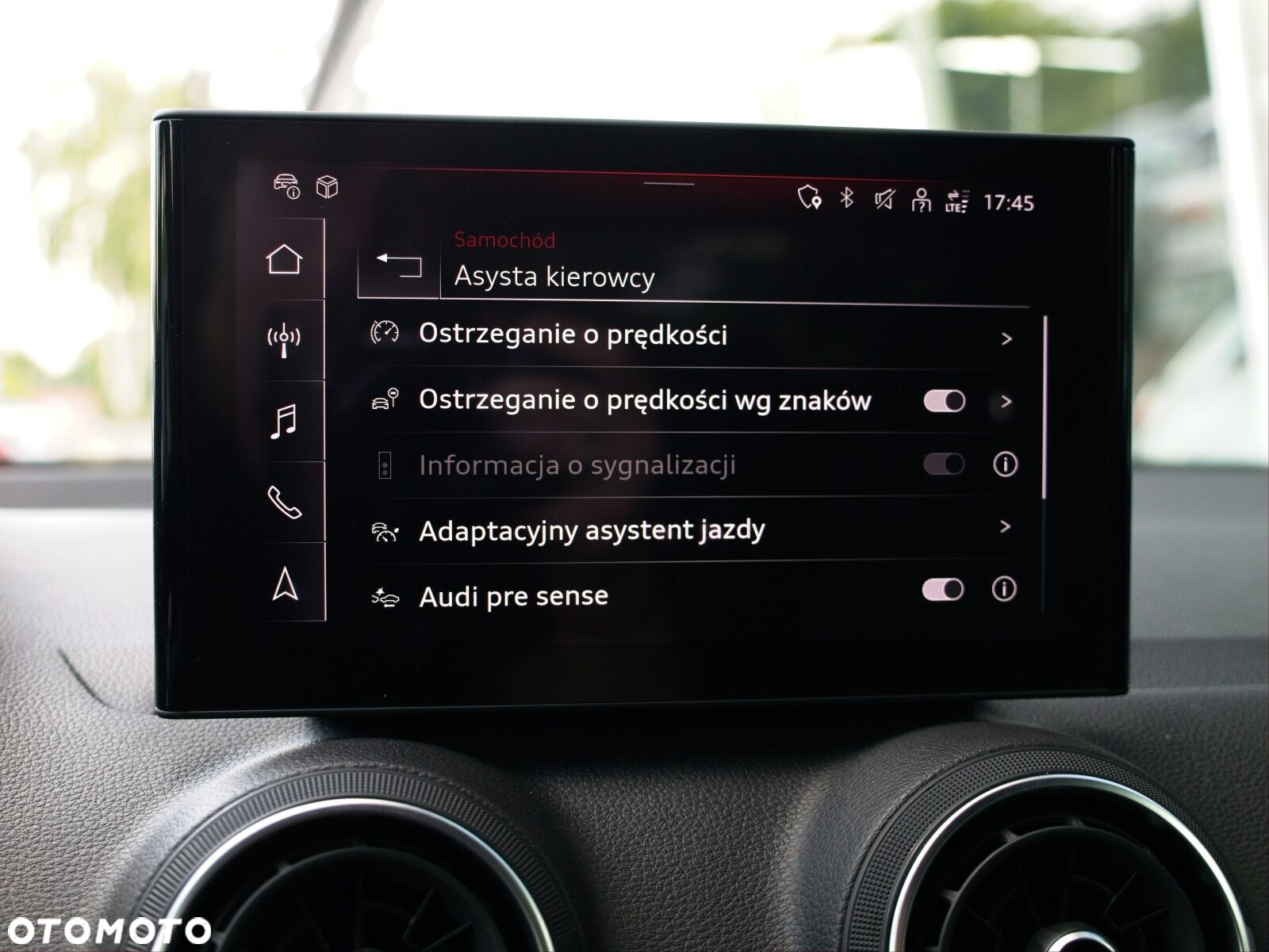 Audi SQ2 - 30