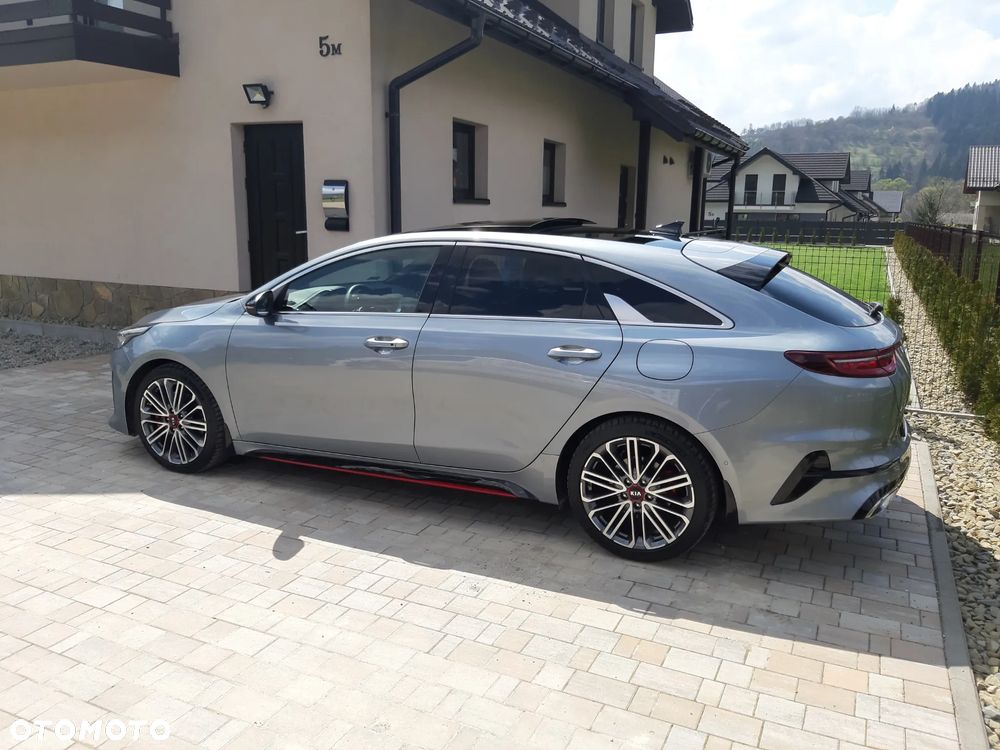 Kia ProCeed 1.6 T-GDI GT DCT - 19