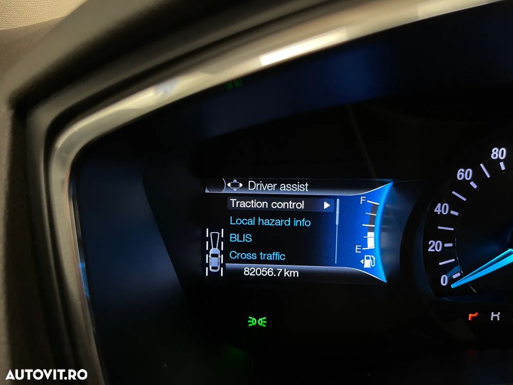 Ford Mondeo 2.0 HEV Titanium - 30
