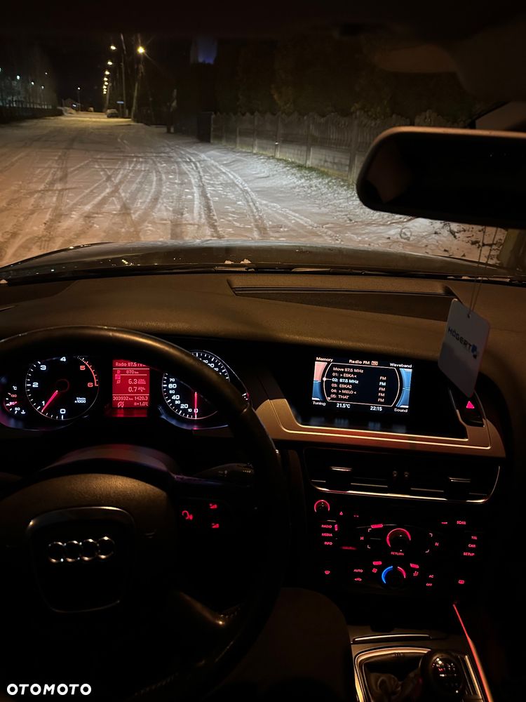 Audi A4 Avant 2.0 TDI DPF Ambiente - 11