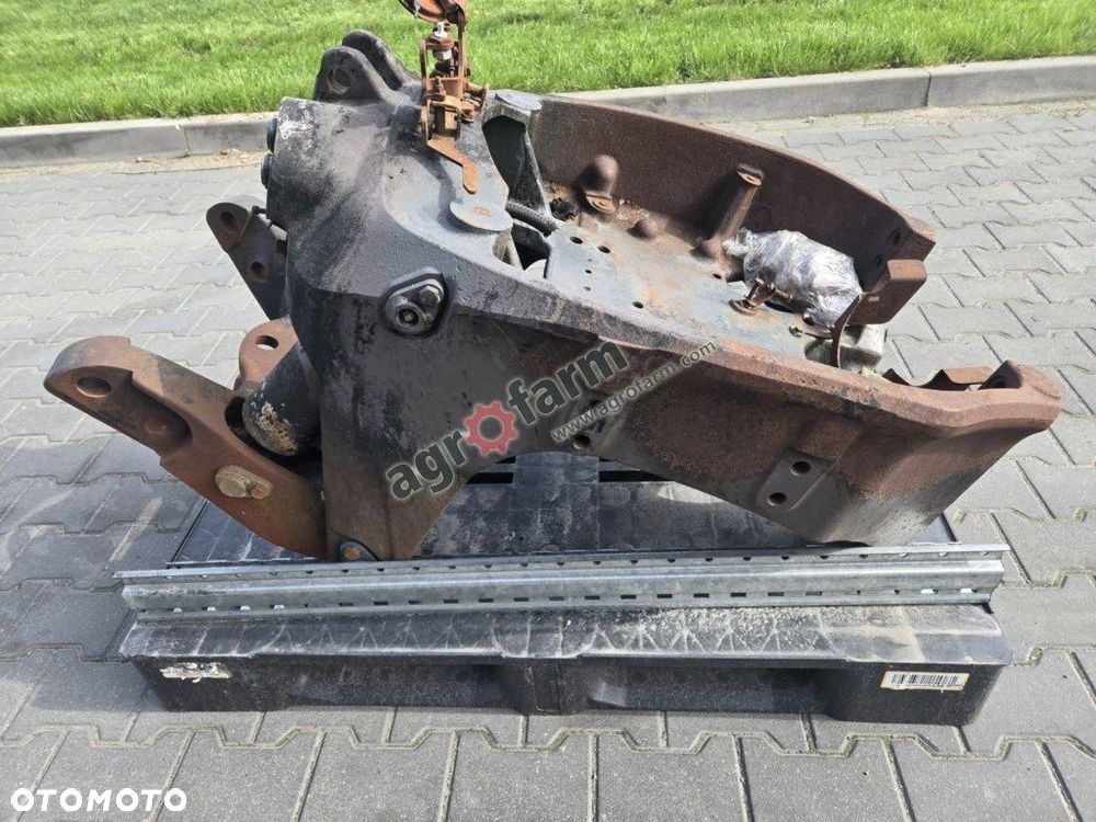 TUZ, przedni podnośnik, VALTRA N163 - 2