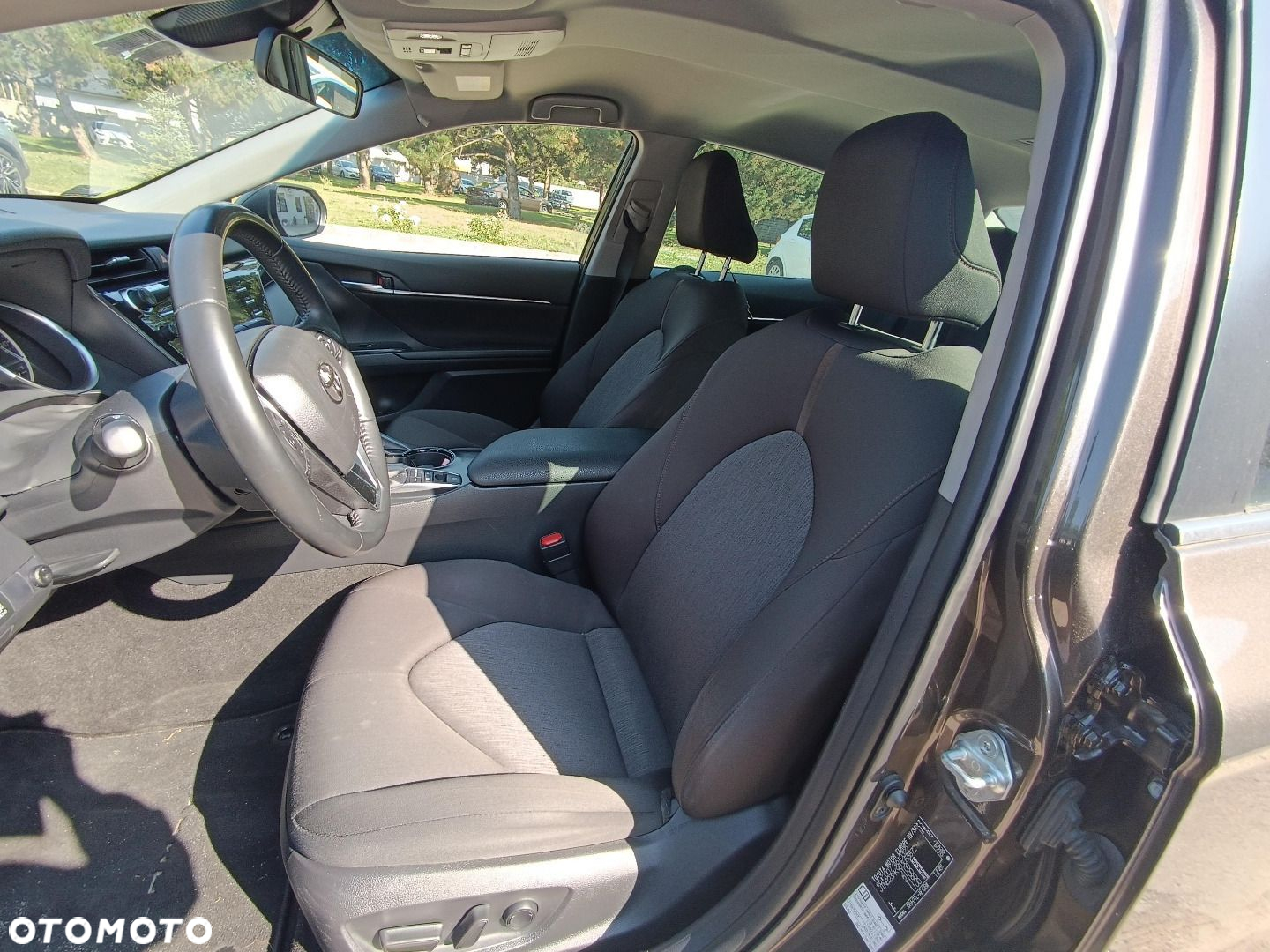 Toyota Camry - 6