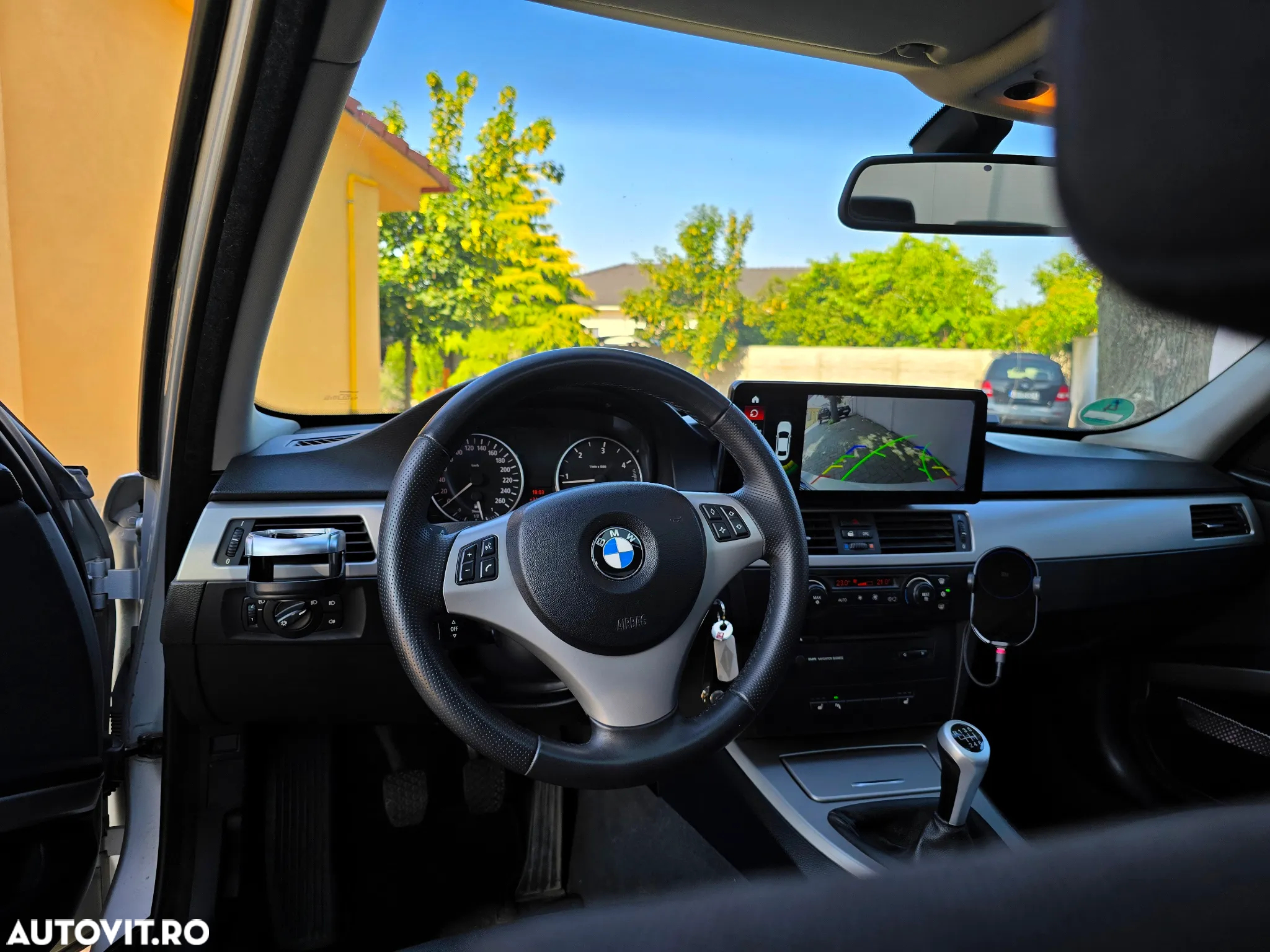 BMW Seria 3 320d - 14