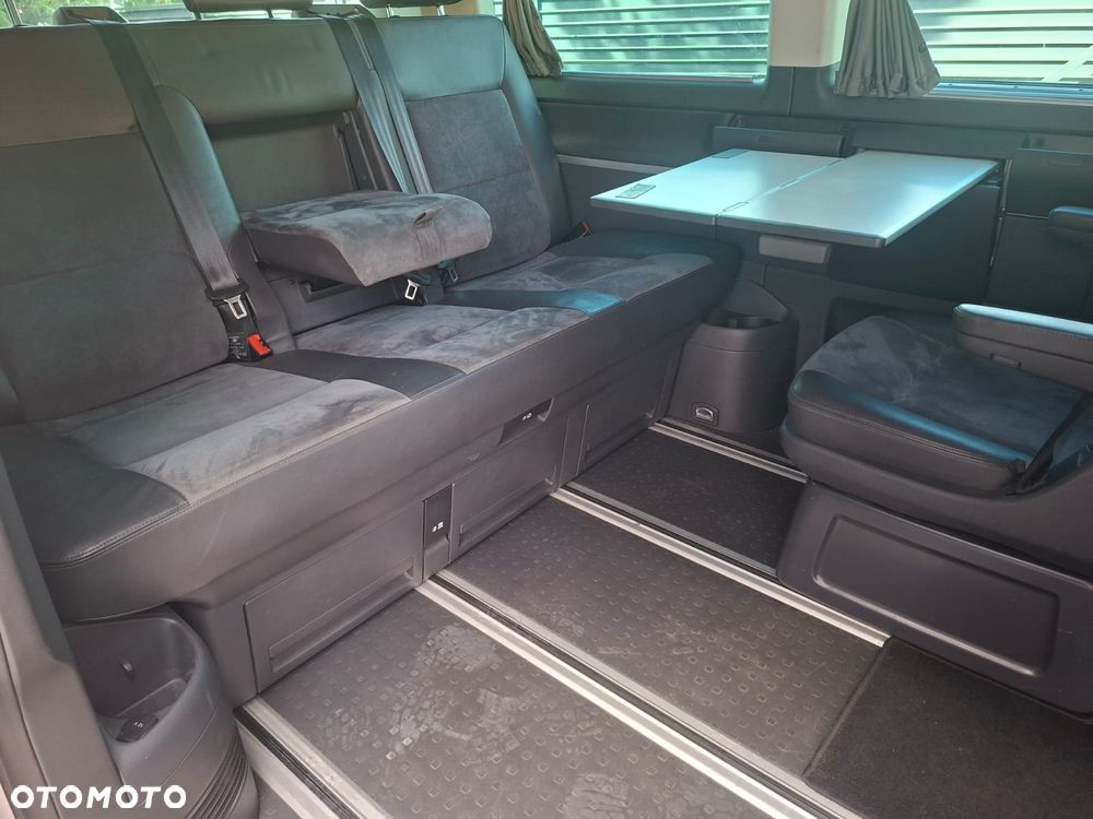 Volkswagen Multivan - 7