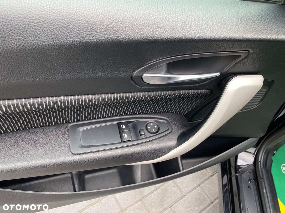 BMW Seria 1 114i - 14