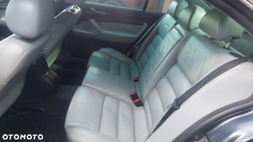 Skoda Superb 2.0 TDI DPF L&K - 7
