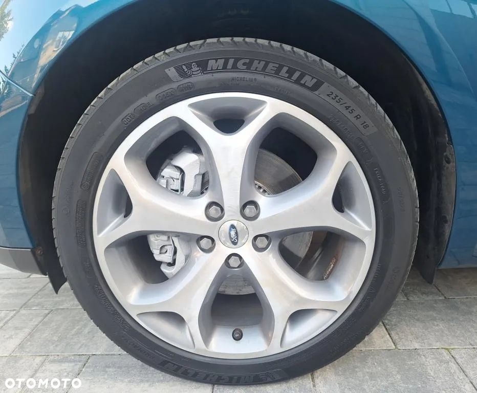 Ford S-Max - 22