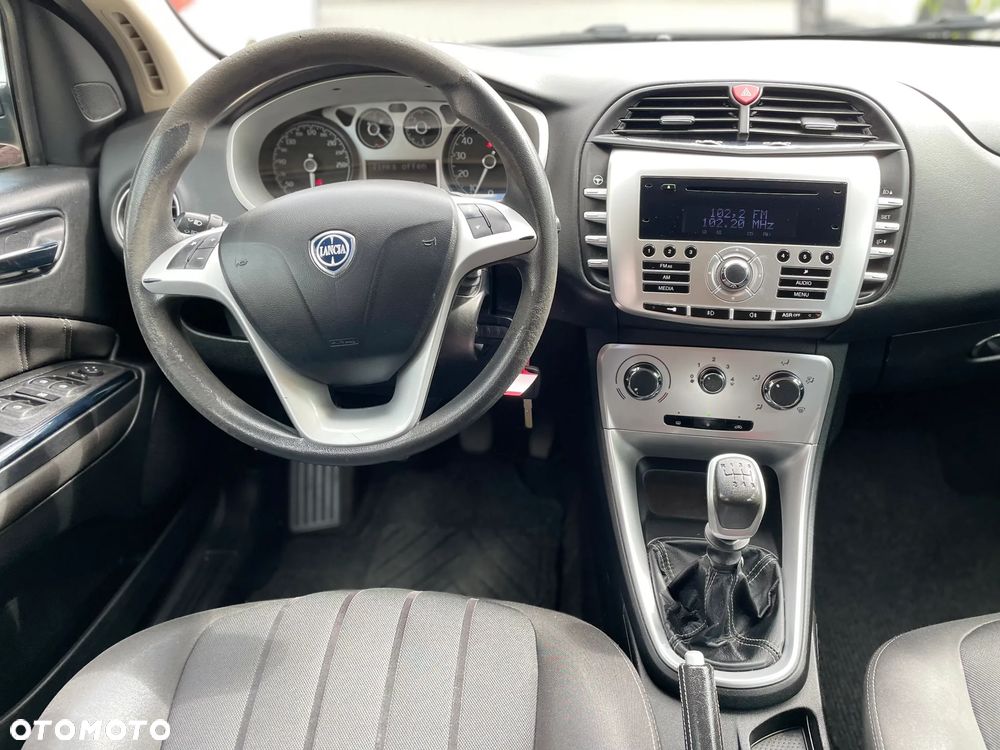 Lancia Delta 1.4 T-Jet 16v Argento - 15