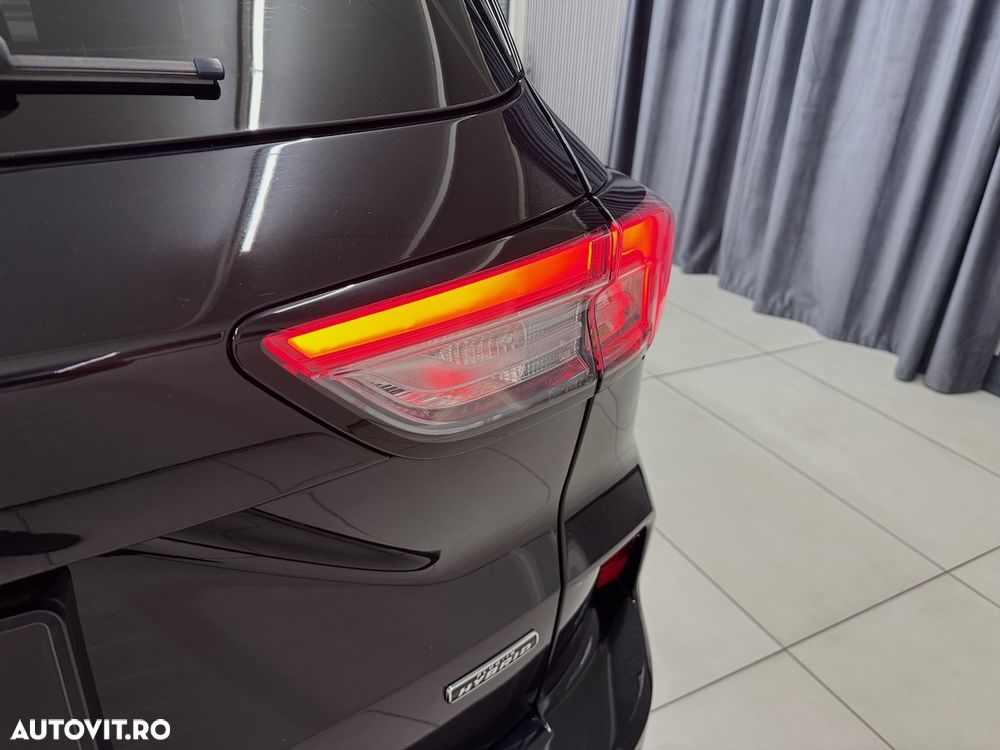 FORD Kuga 2023 — imagine 15
