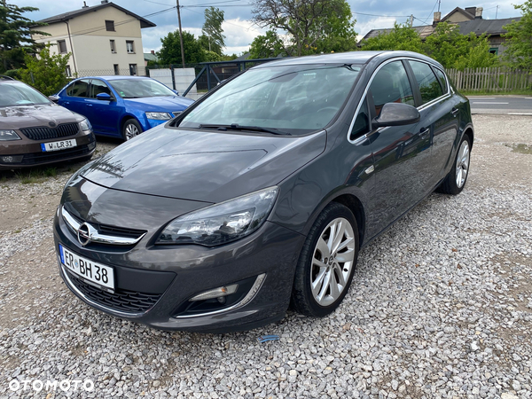 Opel Astra IV 1.4 T Sport S&S