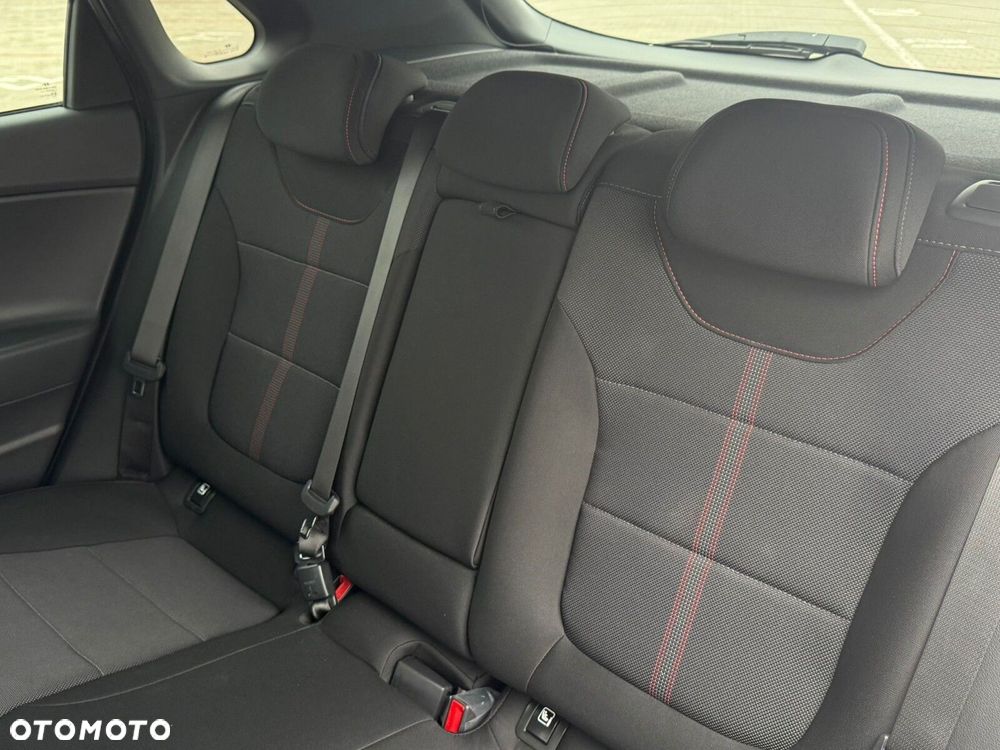 Hyundai i30 1.5 T-GDI 48V Executive - 23