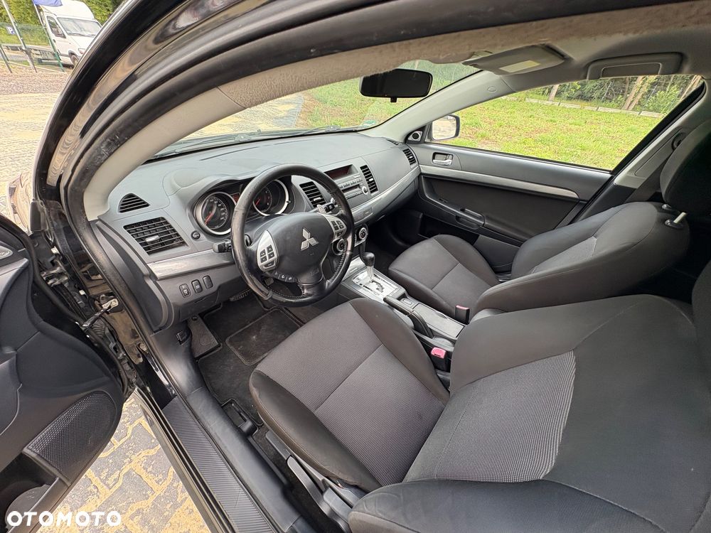 Mitsubishi Lancer 1.8 Clear Tec CVT Plus - 23
