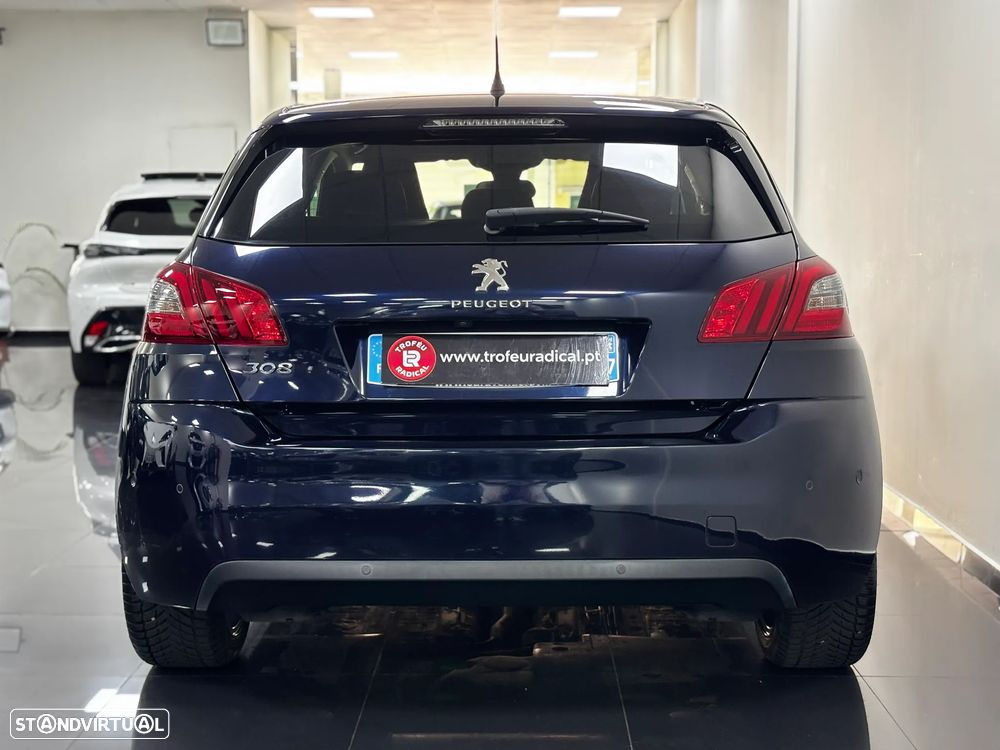 Peugeot 308 PureTech 130 GPF EAT8 Stop & Start Tech Edition - 9