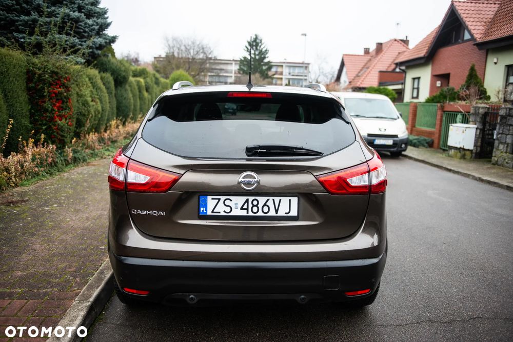 Nissan Qashqai 1.2 DIG-T Xtronic 360 - 6