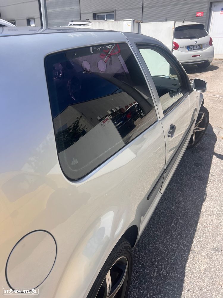 VW Golf 1.9 TDi Highline - 5