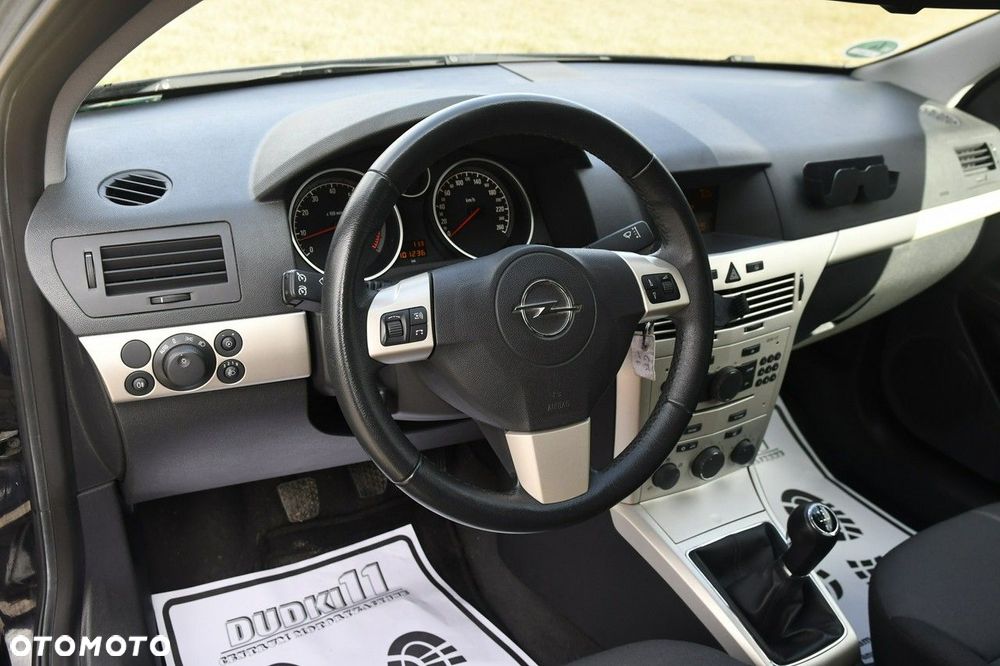 Opel Astra - 17