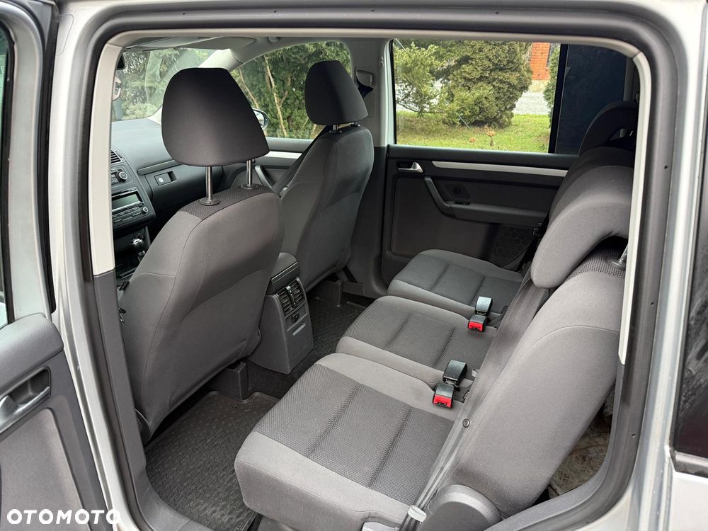 Volkswagen Touran 1.4 TSI Trendline - 6