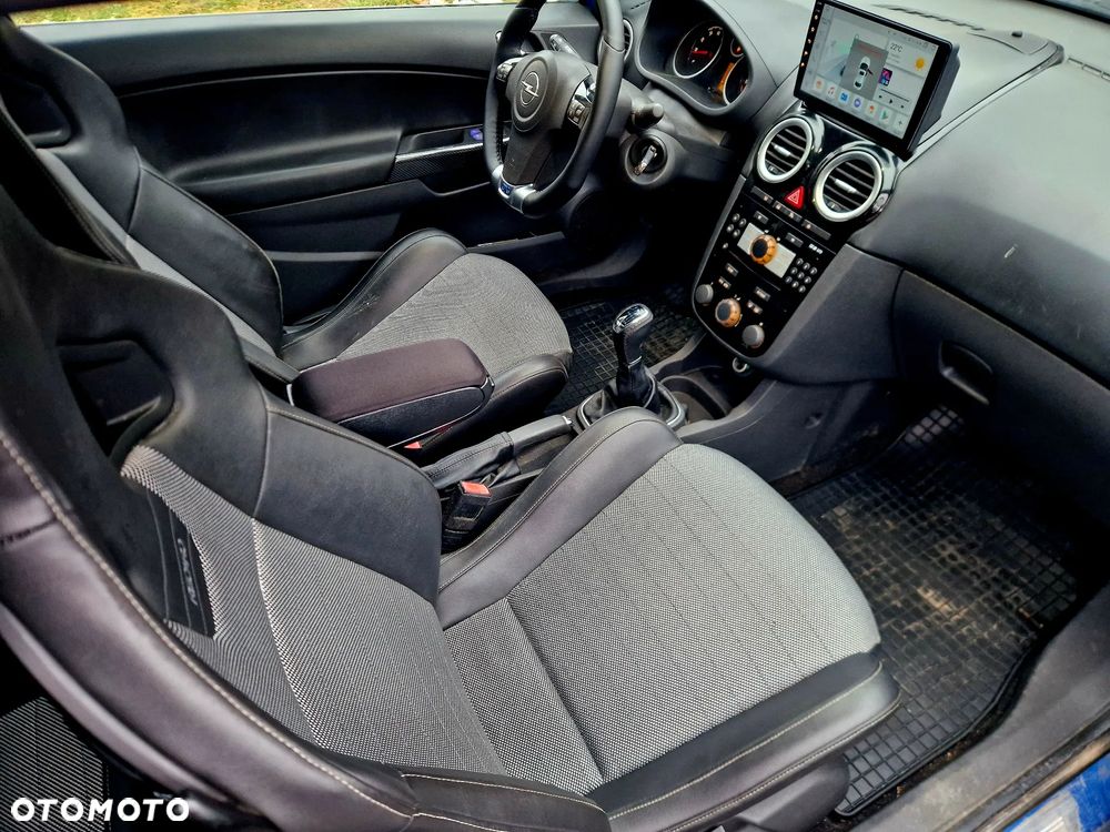 Opel Corsa - 8