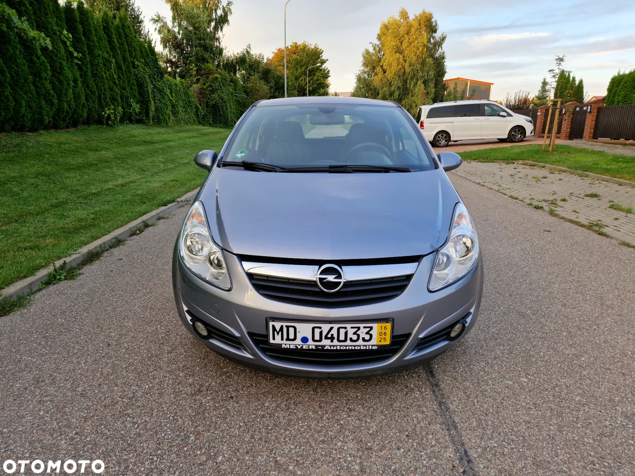 Opel Corsa - 25
