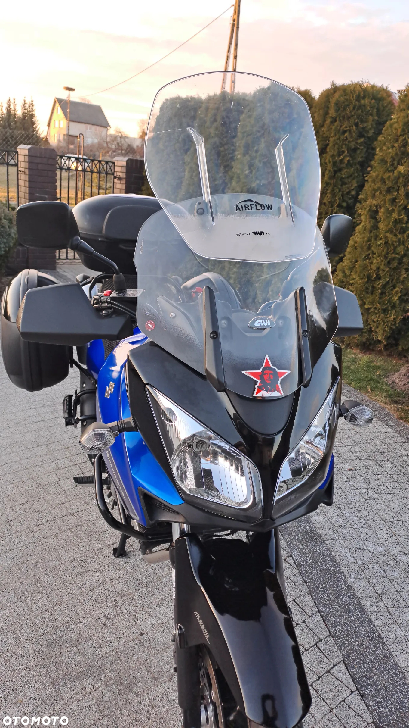 Suzuki DL - 7