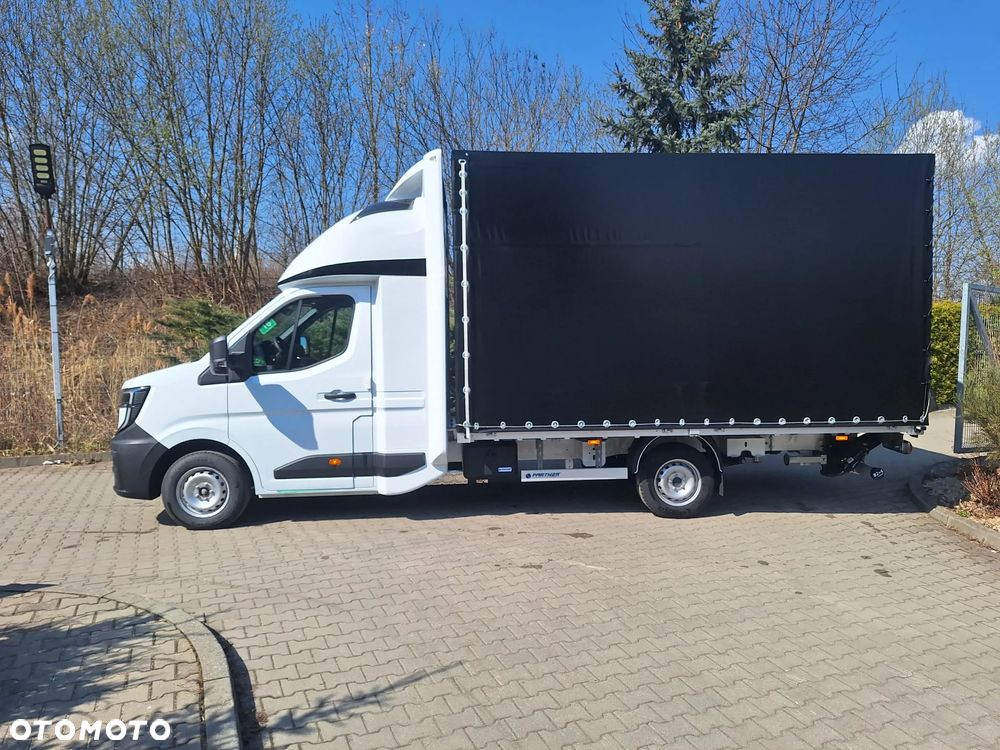 Renault Master - 33