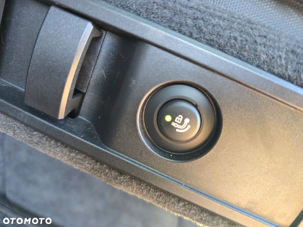 BMW Seria 3 320d M Sport - 12