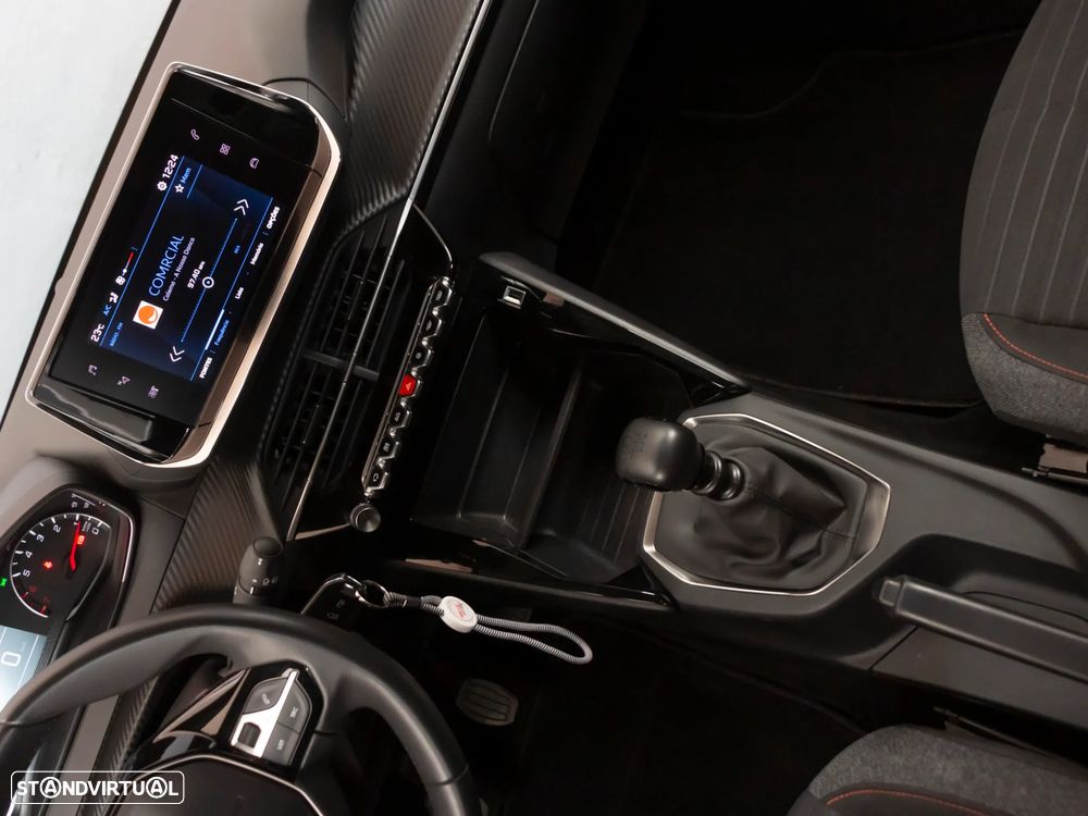 Peugeot 208 1.2 PureTech Active - 25
