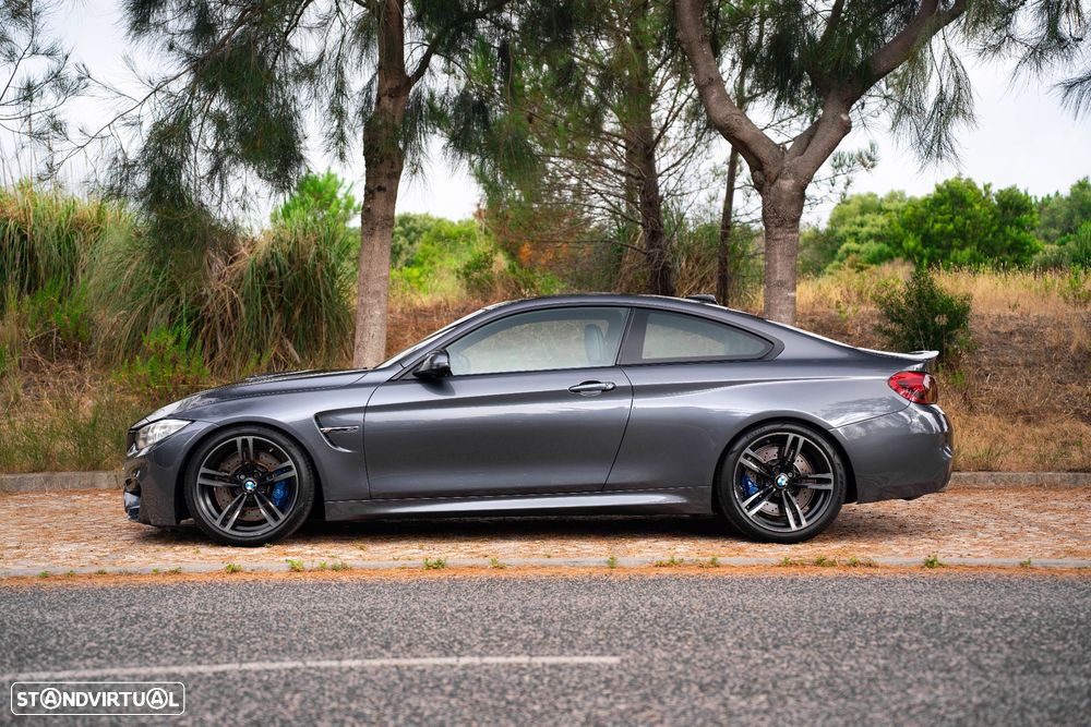 BMW M4 Auto - 24