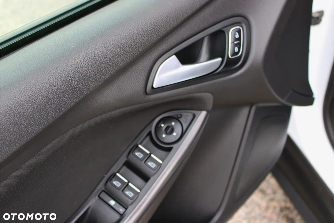 Ford Focus 1.5 EcoBlue Start-Stopp-System ACTIVE - 25