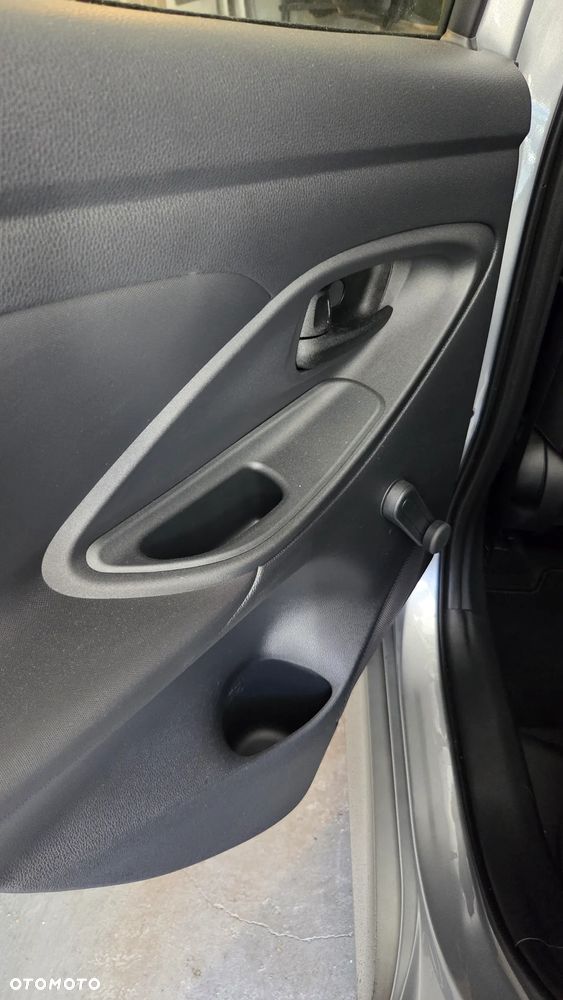 Toyota Yaris 1.0 Comfort - 6