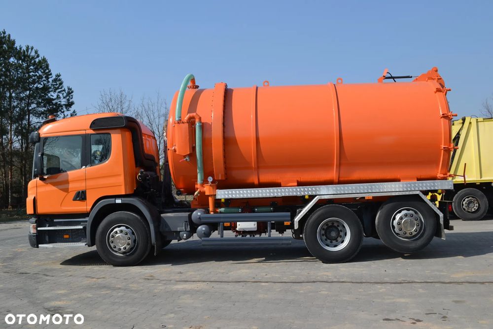 Scania P 320 ASENIZACYJNY TYLKO 157 847 km SZAMBIARKA NOWA BECZKA 20 m³ TRZECIA OŚ SKRĘTNA I PODNOSZONA - 3
