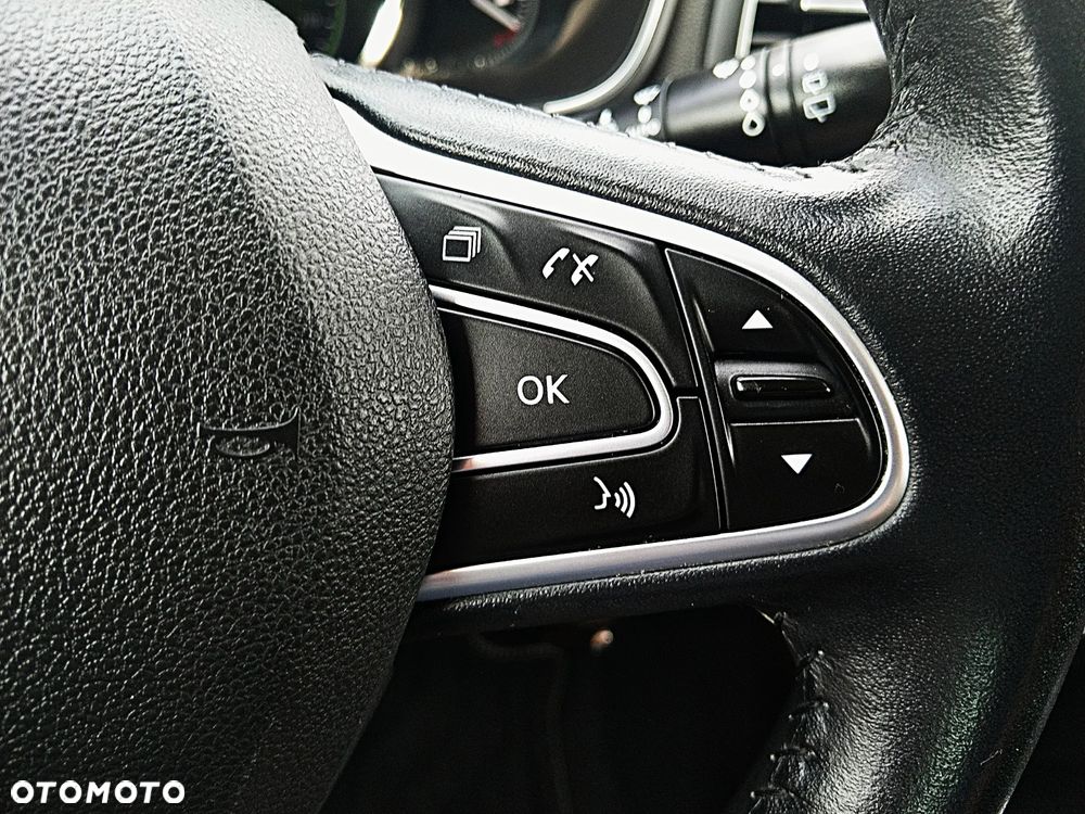 Renault Megane 1.2 Energy TCe Limited 2018 - 26