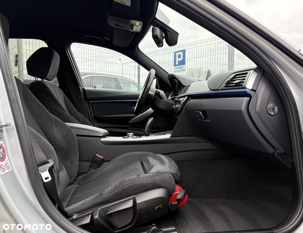 BMW Seria 3 320i GPF xDrive M Sport - 26