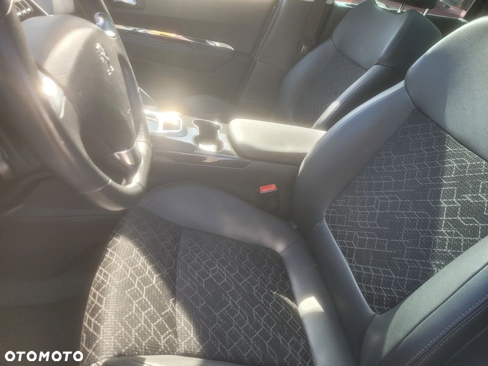 Peugeot 3008 - 25