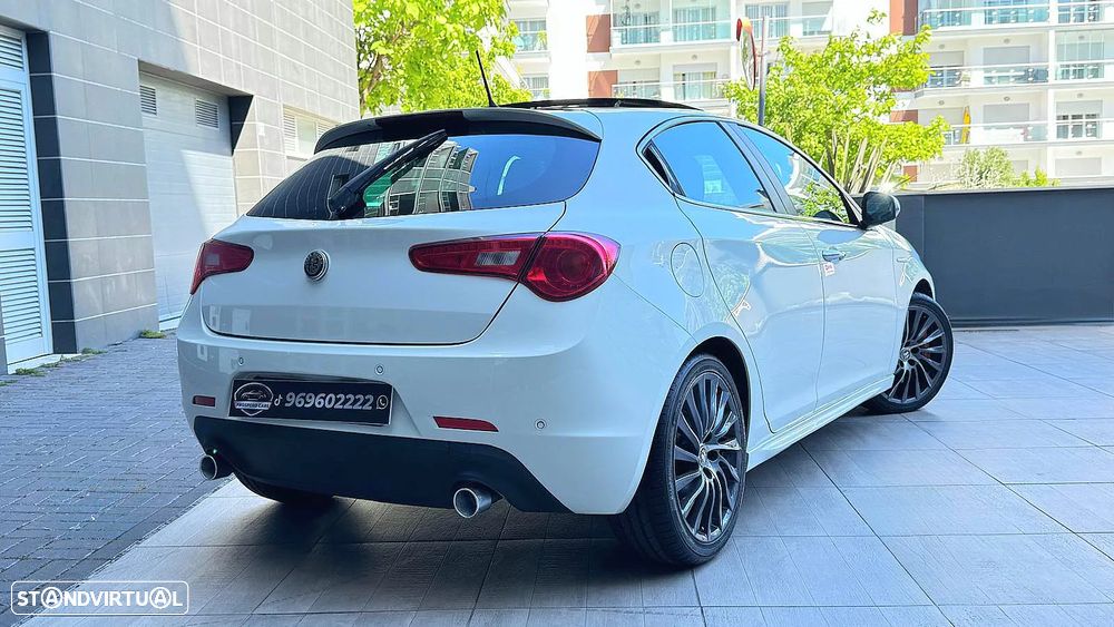 Alfa Romeo Giulietta 1.8 TBi 16V Quadrifoglio Verde - 30
