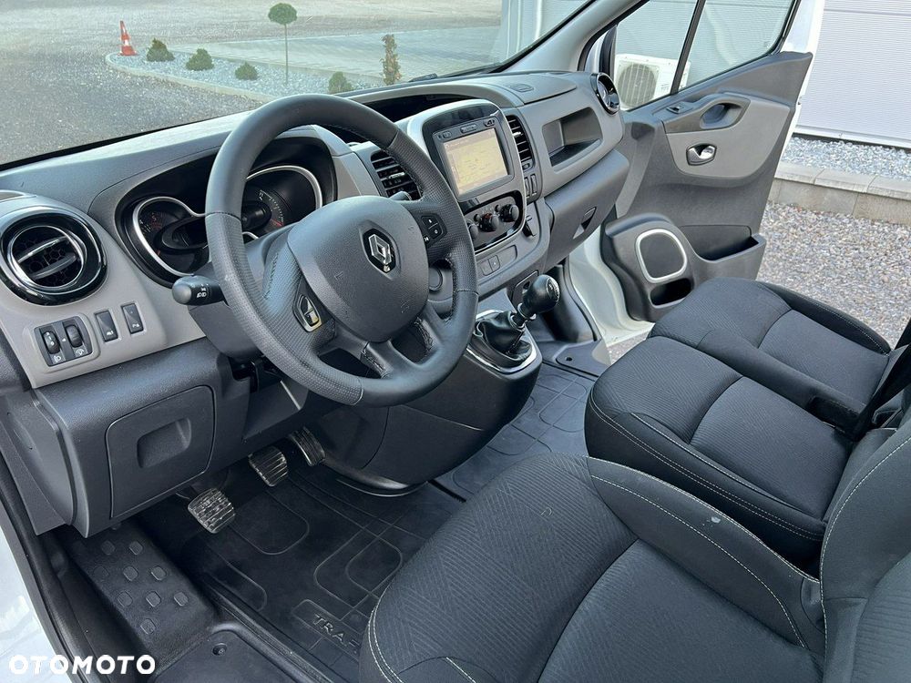 Renault Trafic - 10