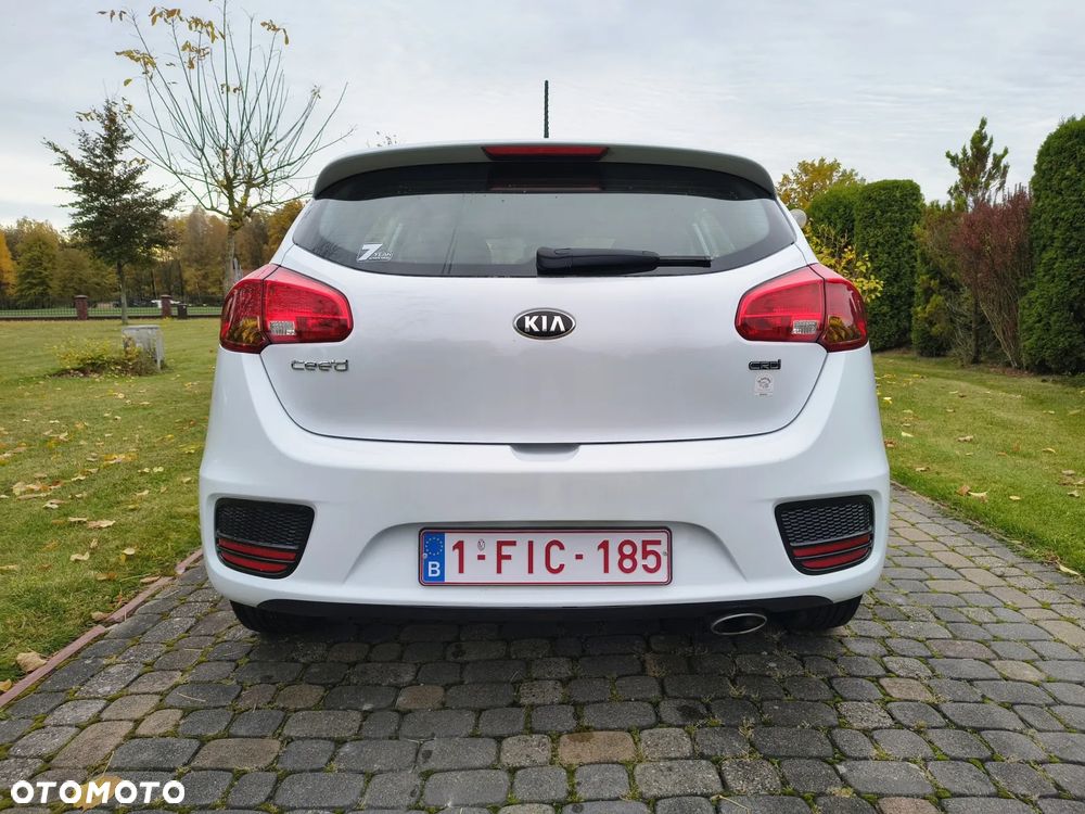 Kia Ceed 1.4 CRDi 90 Vision - 4