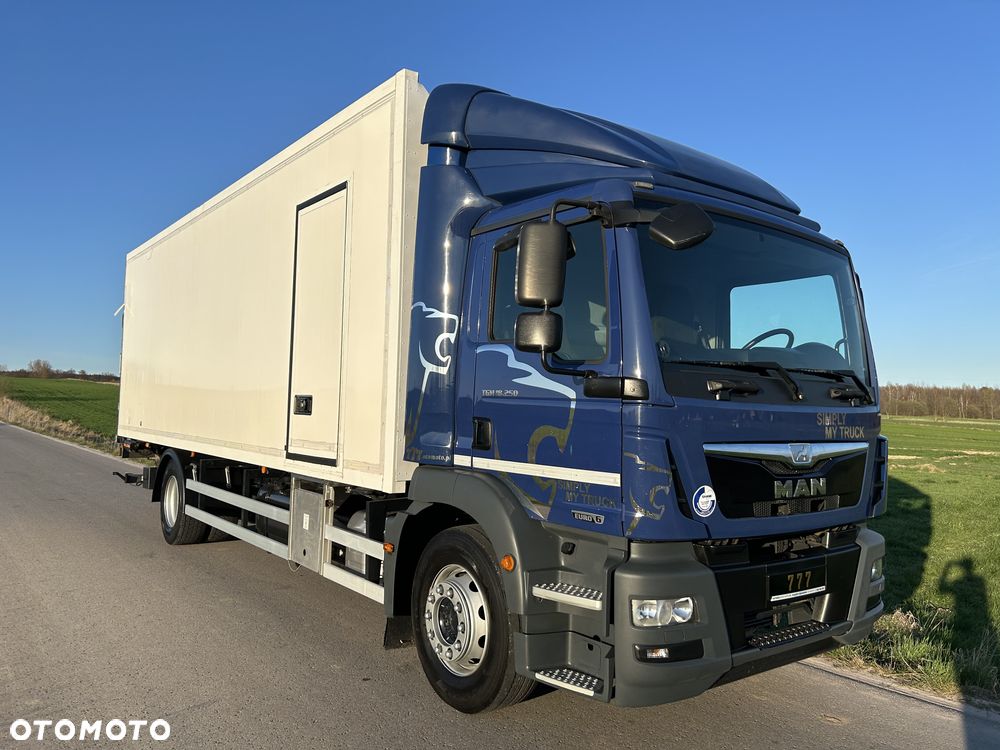 MAN TGM 18.250 Carrier 1950 D/E z Holandii / TOP STAN / 7.5m / 18 palet / winda + drzwi boczne / OKAZJA - 2
